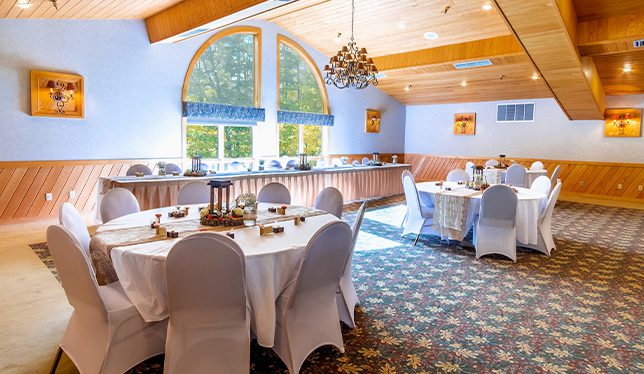 michigan-inn-and-lodge-pool Michigan inn and lodge