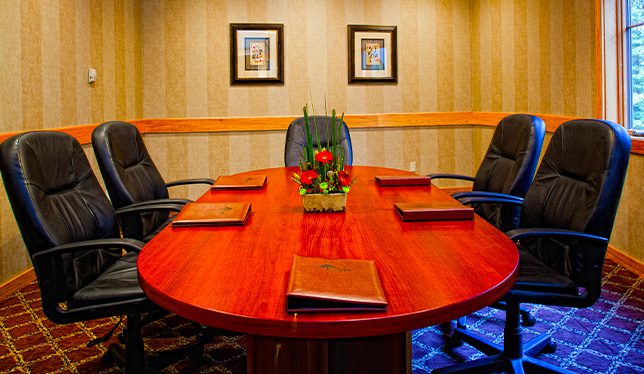 michigan-inn-and-lodge-pool Michigan inn and lodge