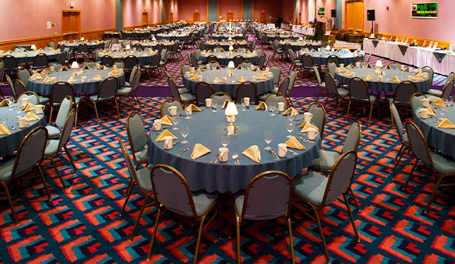 michigan-inn-and-lodge-pool Michigan inn and lodge